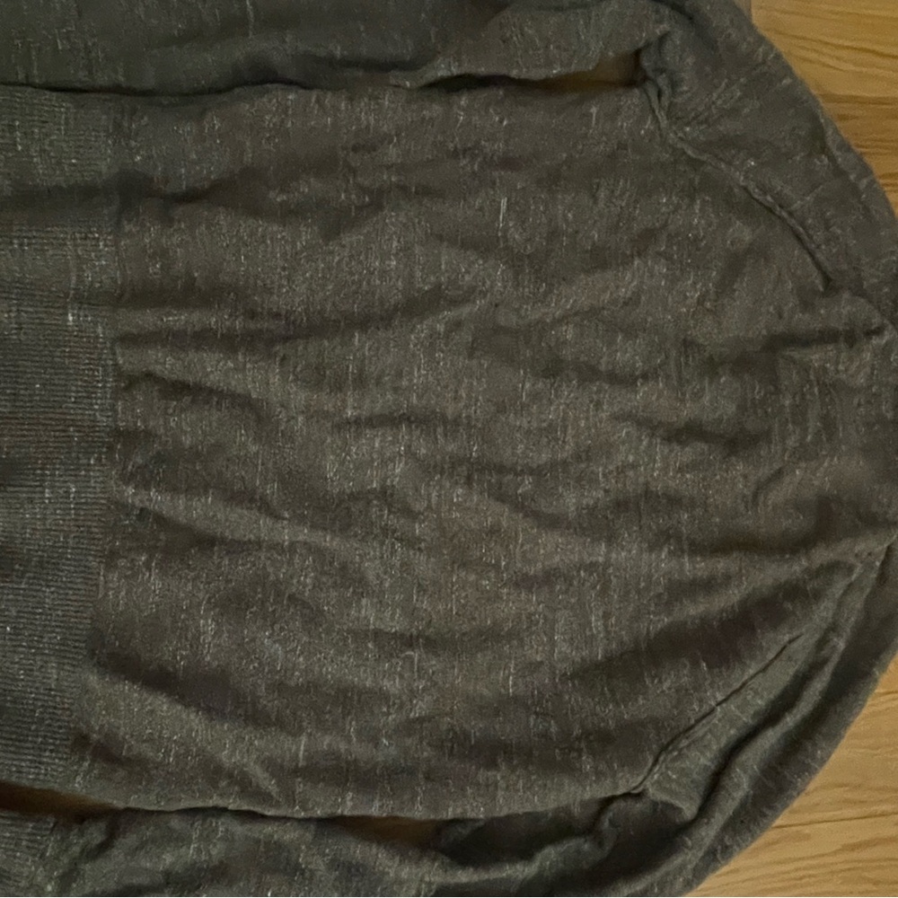 Mens medium brown gap sweater